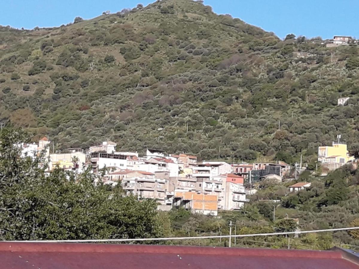 Casa Di Lucia Apartman Forza dʼAgro Kültér fotó