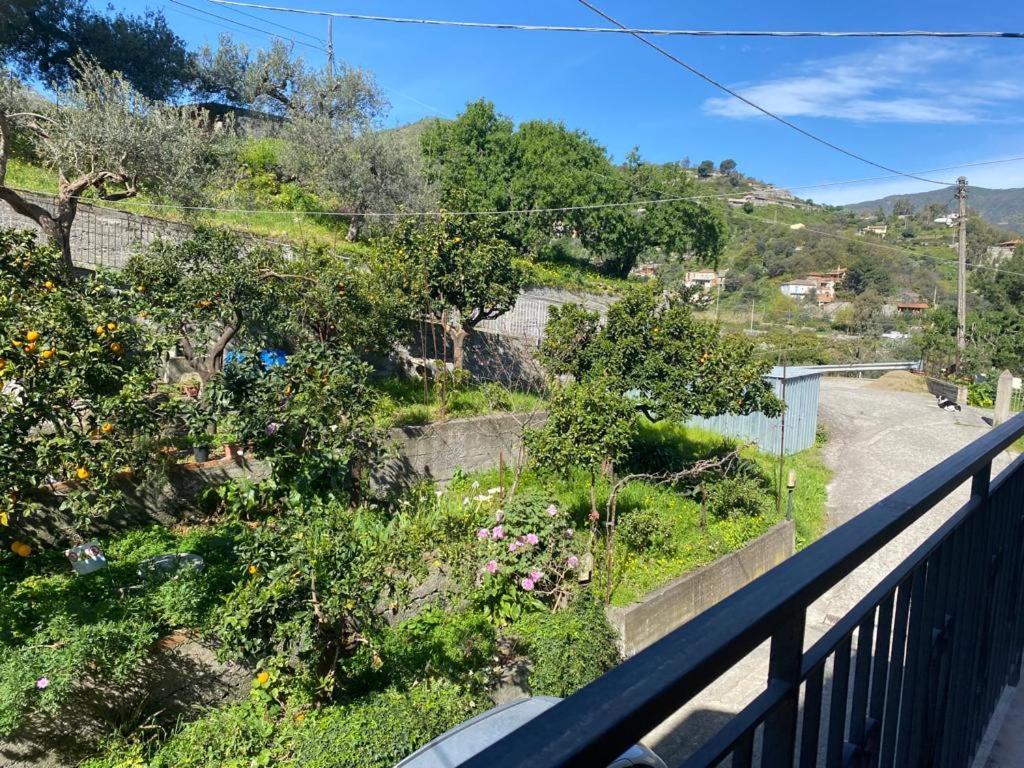 Casa Di Lucia Apartman Forza dʼAgro Kültér fotó
